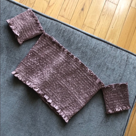 Top - Picture 2 of 2